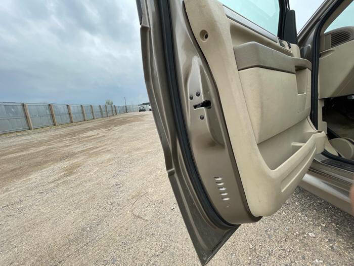 Used 2006 Ford Freestar SE FWD image 41