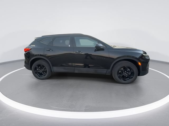 Used 2023 Chevrolet Blazer LT w/ Convenience Package FWD image 9