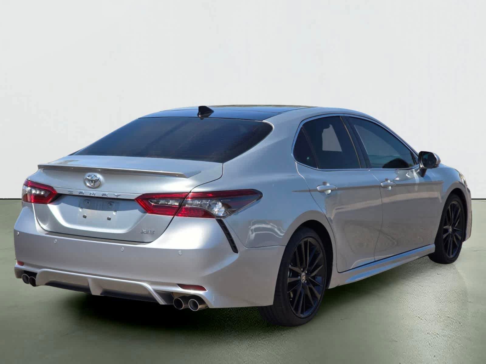 Used 2023 Toyota Camry XSE w/ Navigation Package FWD image 6