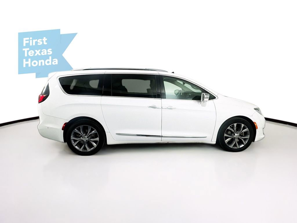 Used 2019 Chrysler Pacifica Limited w/ Tire & Wheel Group image 8