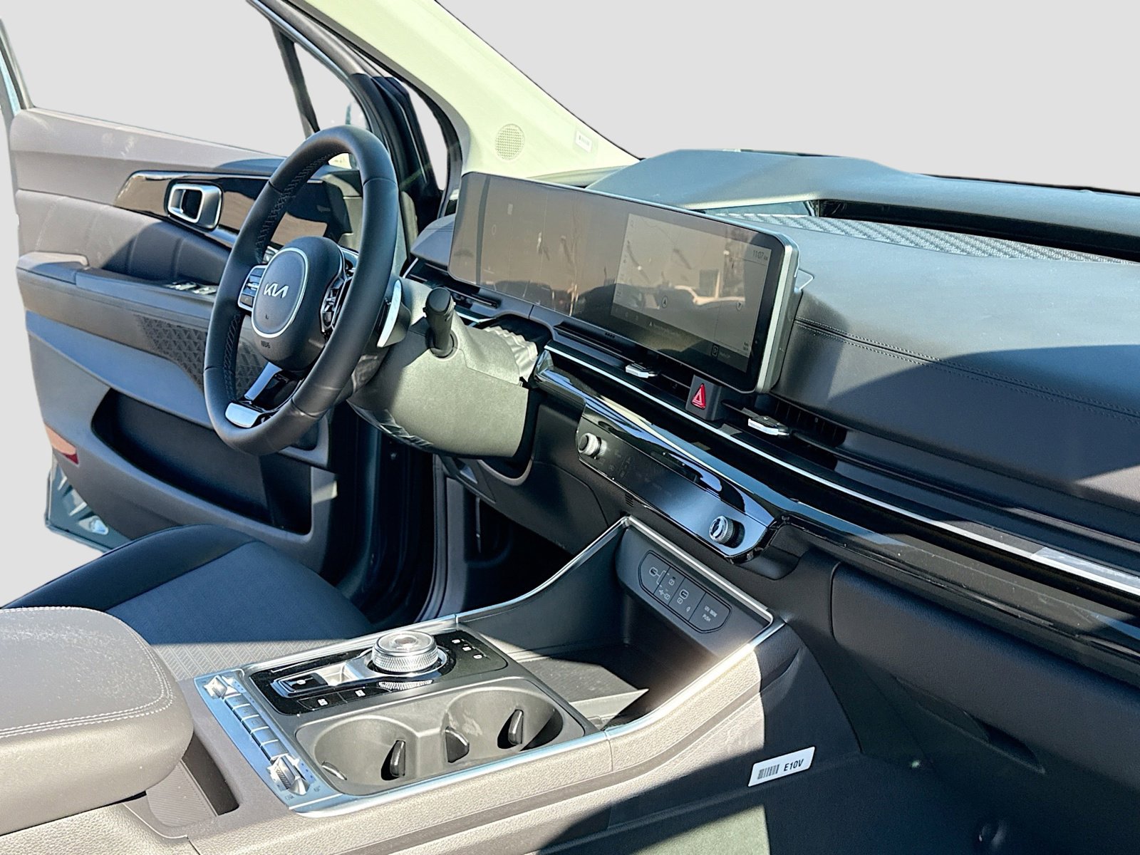 New 2026 Kia Carnival SX Prestige FWD image 4