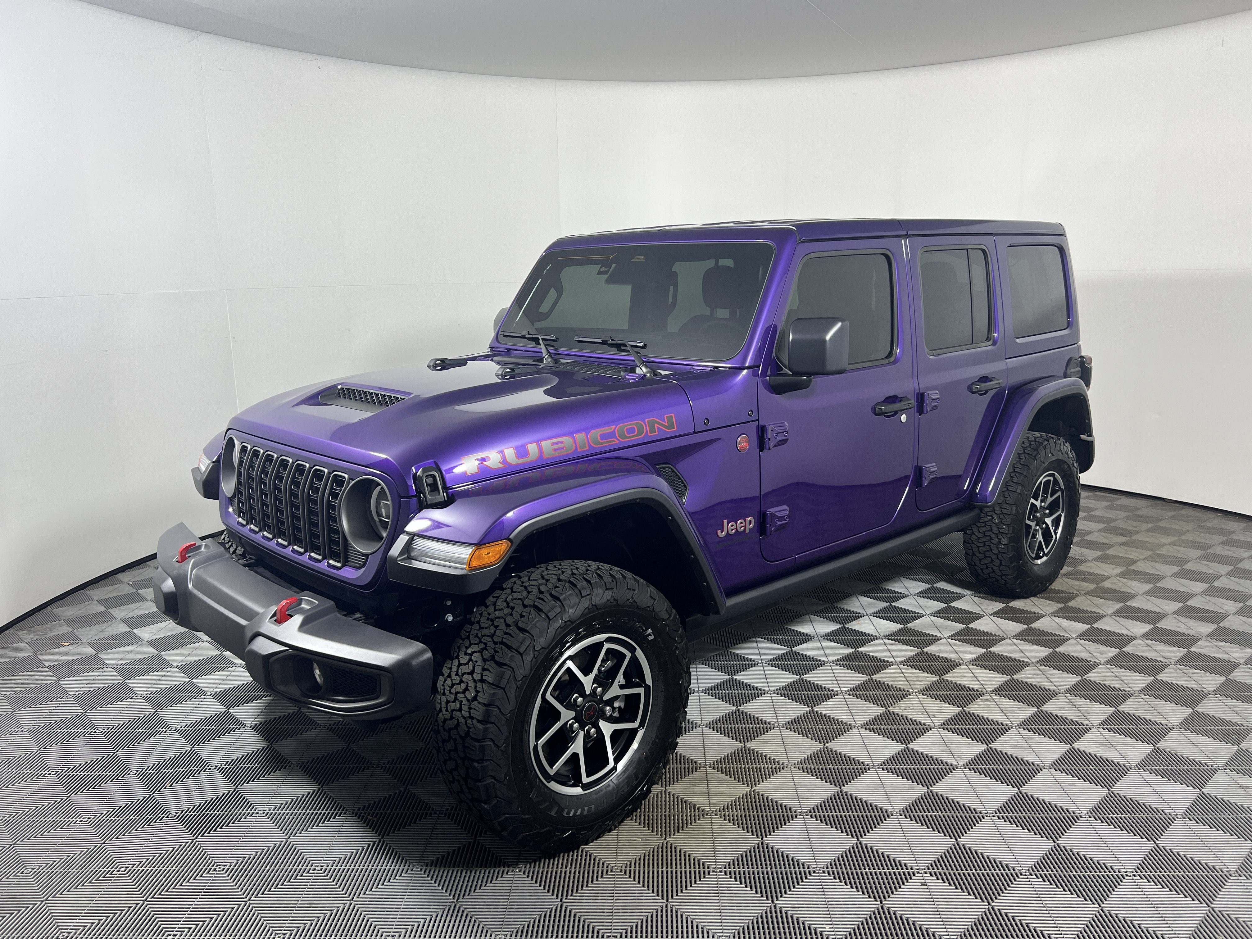 Used 2026 Jeep Wrangler Unlimited Rubicon w/ Safety Group AWD/4WD image 11