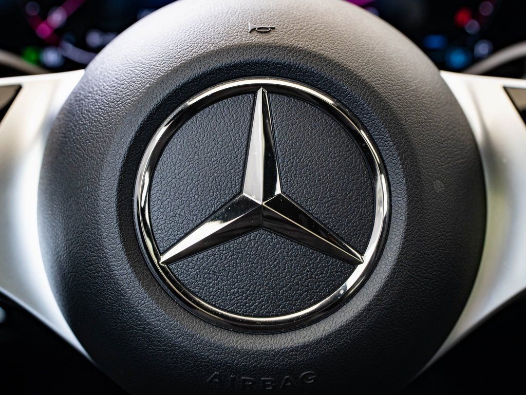 Certified 2025 Mercedes-Benz C 300 4MATIC Sedan image 27