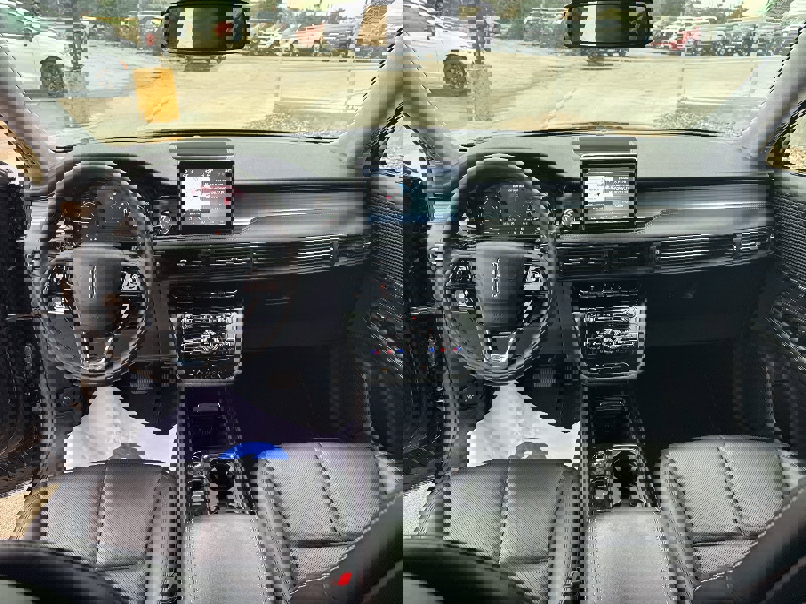 Used 2022 Lincoln Corsair AWD w/ Equipment Group 101A image 31