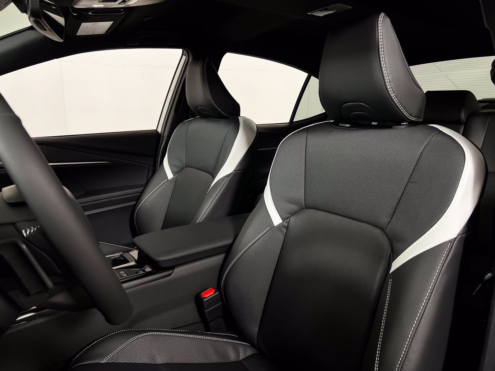 New 2026 Toyota Camry SE FWD image 10