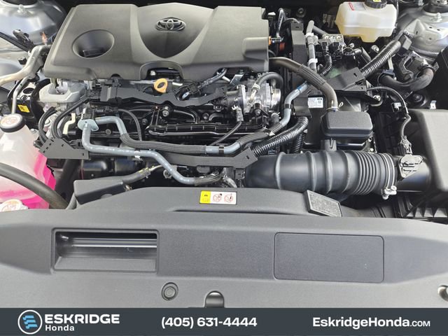 Used 2024 Toyota Camry XLE w/ Cold Weather Package image 31
