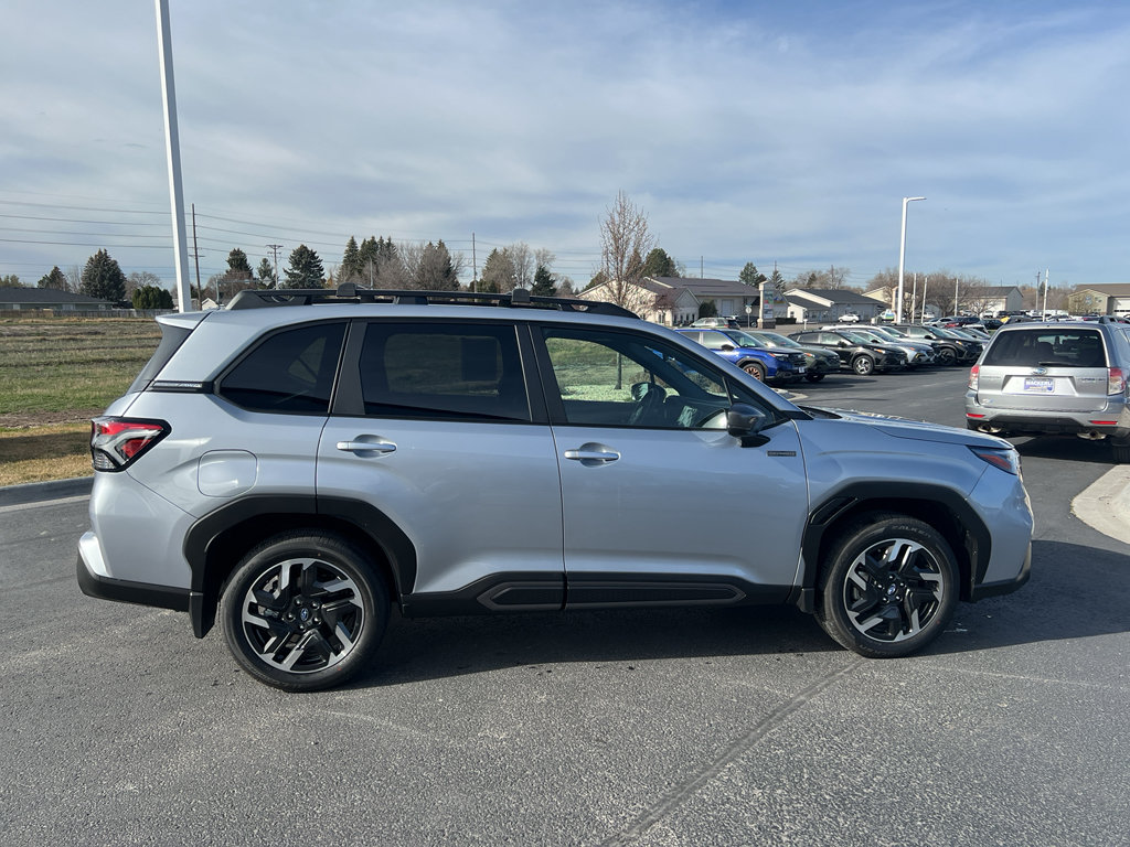 Used 2025 Subaru Forester Limited w/ Protection Package (1PH) AWD/4WD image 40