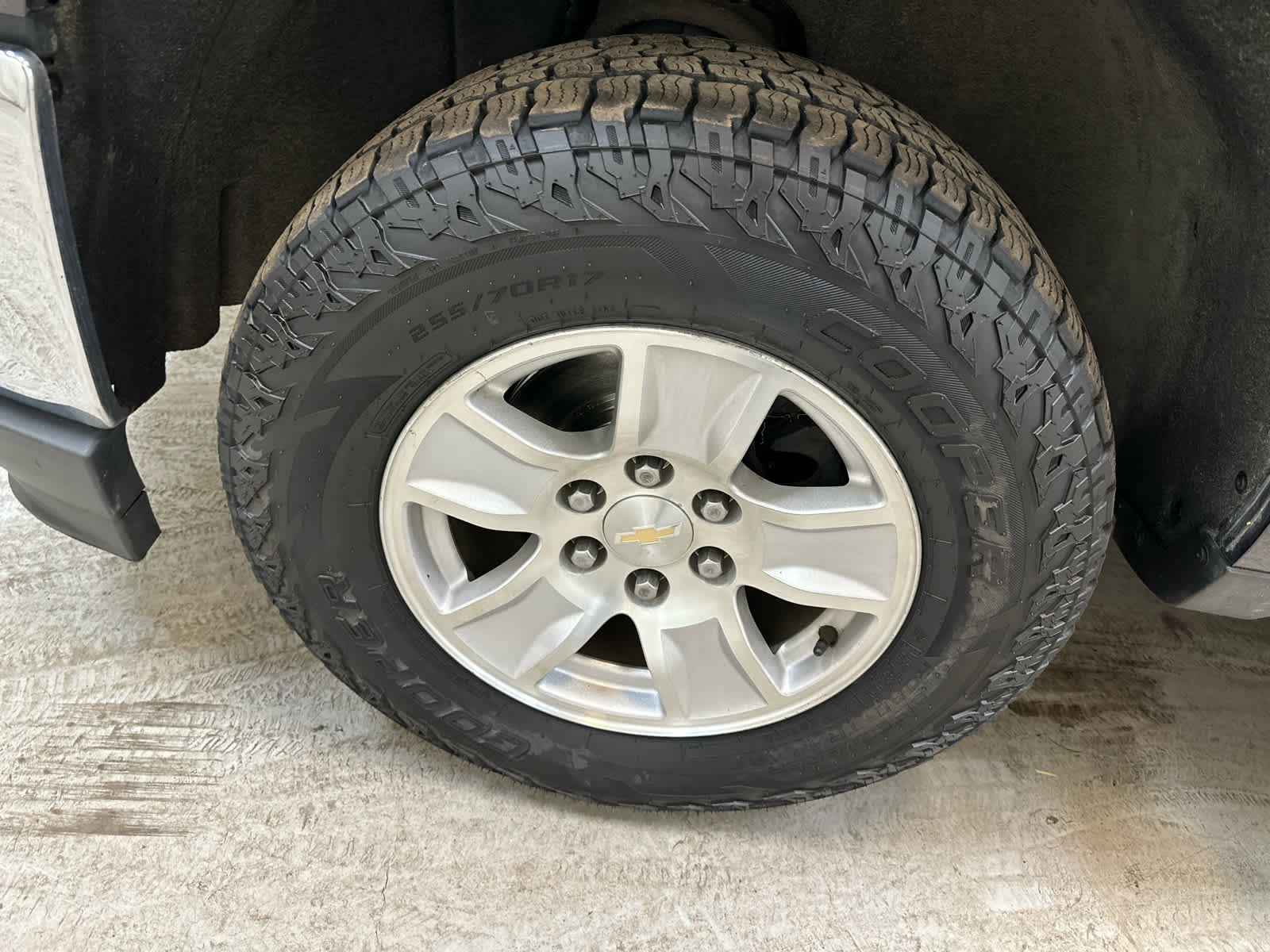 Used 2016 Chevrolet Silverado 1500 LT w/ All Star Edition image 9