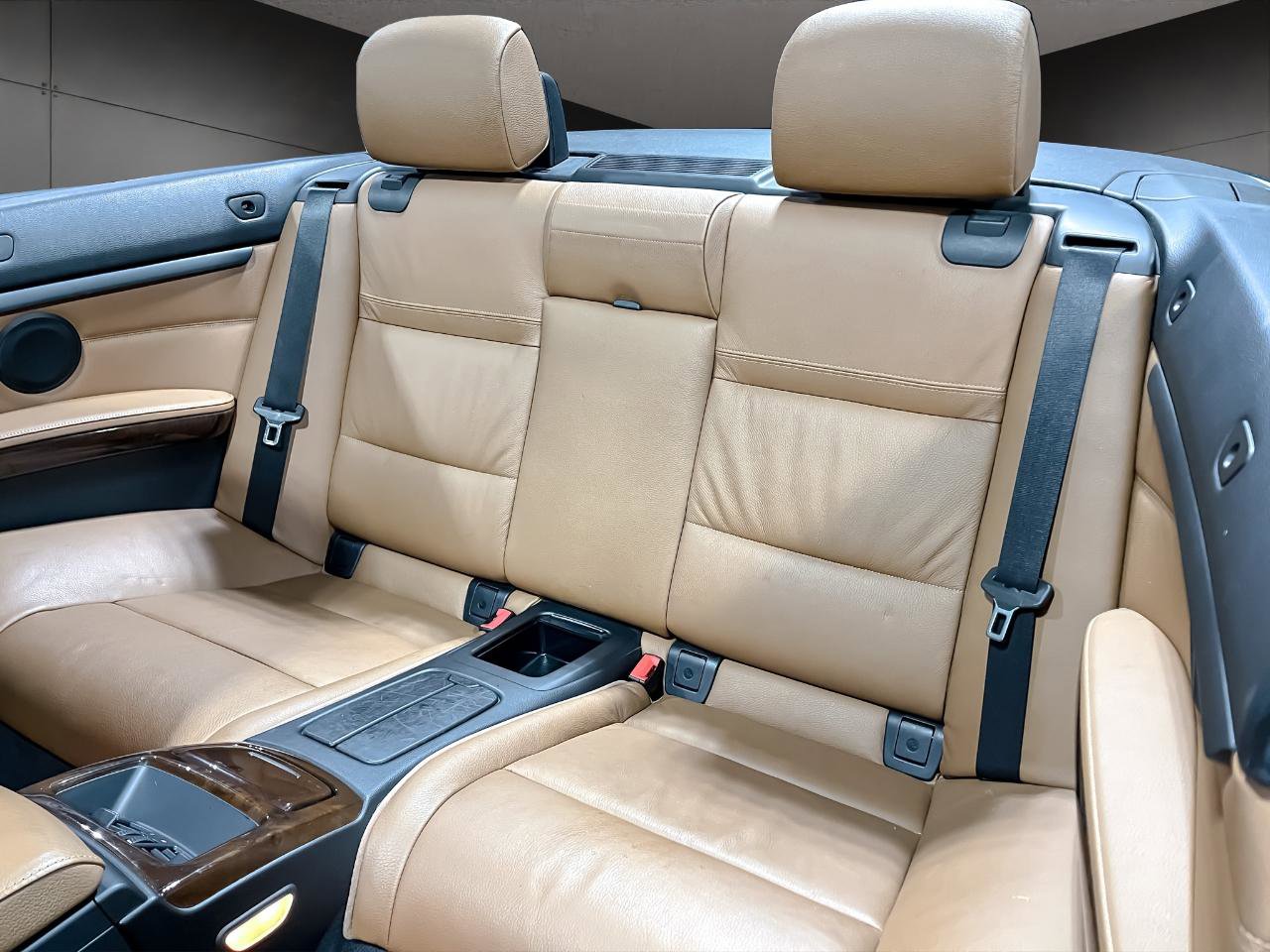 Used 2013 BMW 328i Convertible image 11