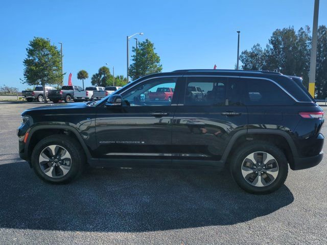 Used 2024 Jeep Grand Cherokee Limited 4xe AWD/4WD image 8