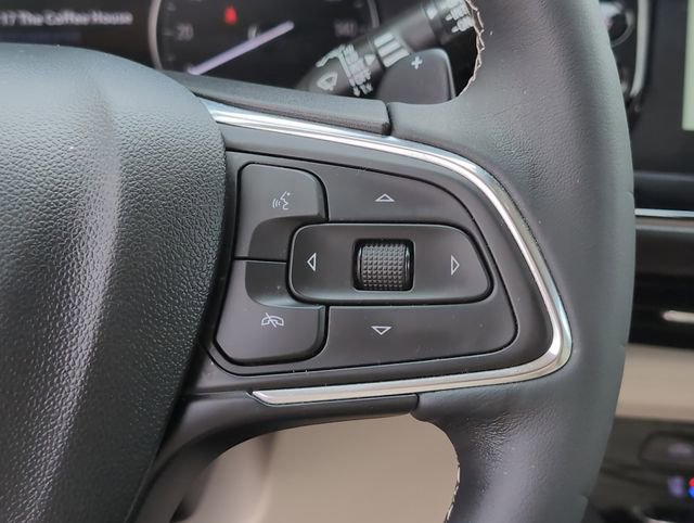 Used 2023 Buick Envision Avenir AWD/4WD image 24