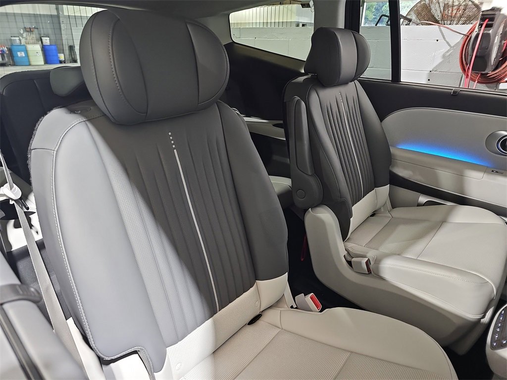 New 2026 Hyundai Ioniq 9 Calligraphy image 11
