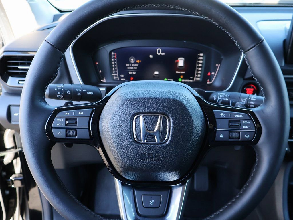 Certified 2025 Honda Pilot Elite image 30