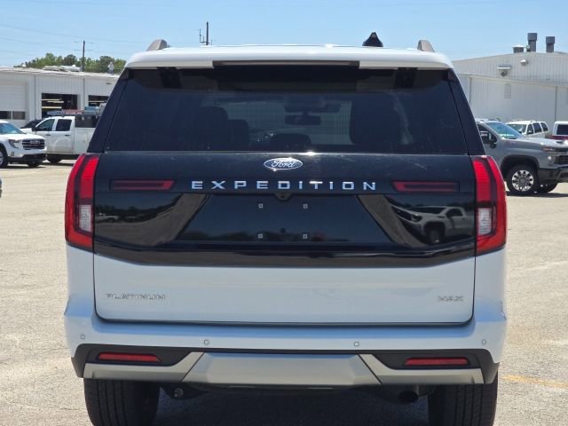Used 2025 Ford Expedition Max Platinum AWD/4WD image 3