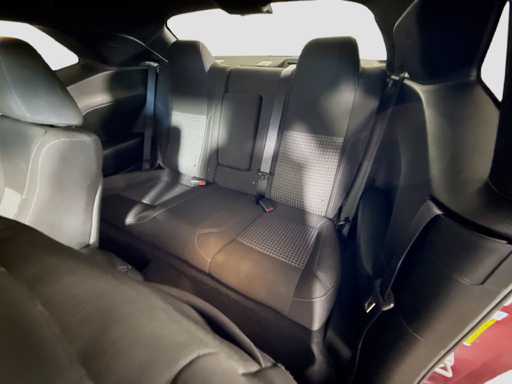 Used 2022 Dodge Challenger SXT RWD image 24