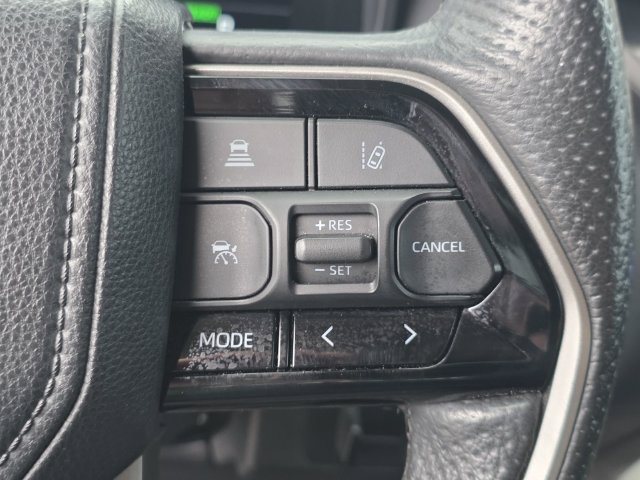 Used 2023 Toyota Tundra Limited AWD/4WD image 34