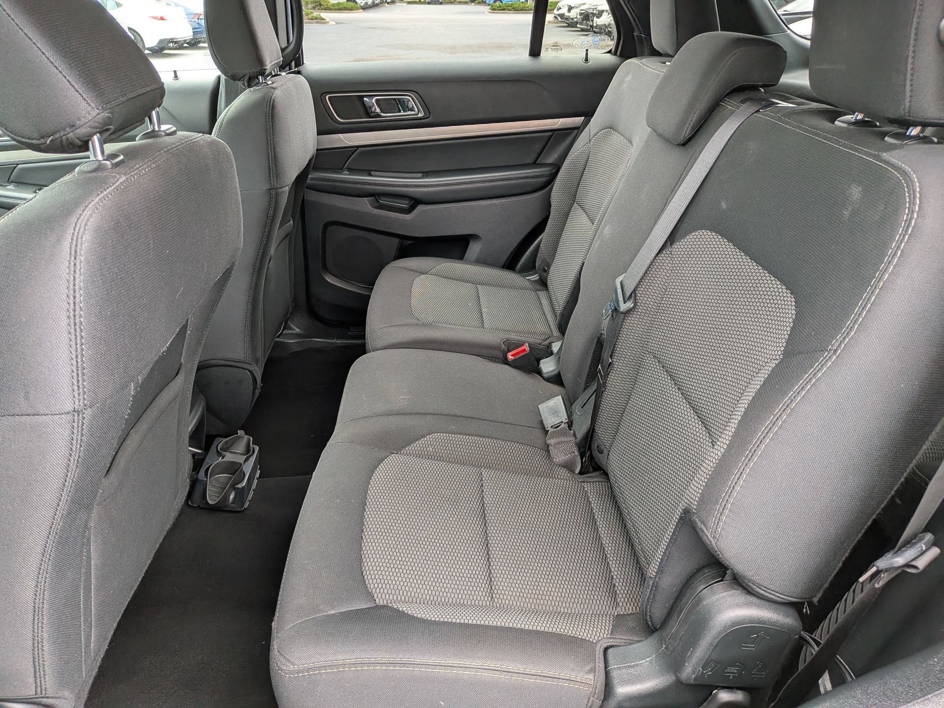 Used 2019 Ford Explorer XLT FWD image 16
