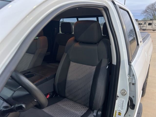 Used 2016 Toyota Tundra SR5 image 13