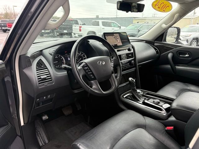 Used 2024 INFINITI QX80 Luxe image 8