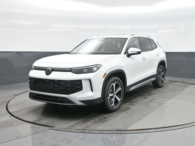 New 2026 Volkswagen Tiguan SE image 3