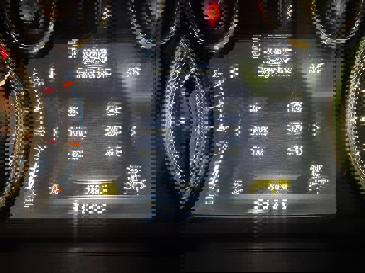 Used 2016 RAM 1500 Limited image 34