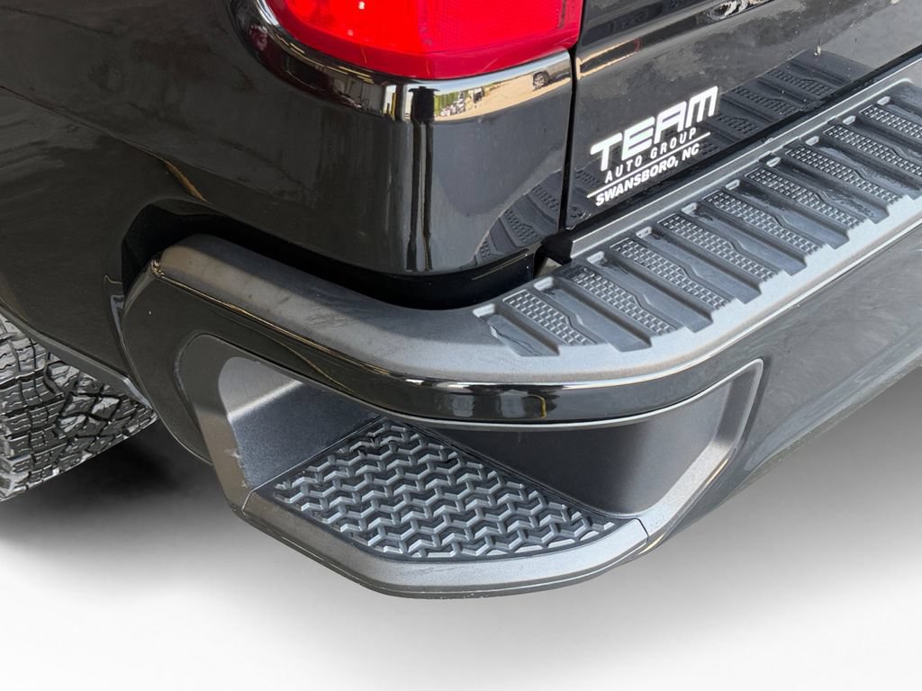 Used 2024 Chevrolet Silverado 1500 Custom Trail Boss AWD/4WD image 13
