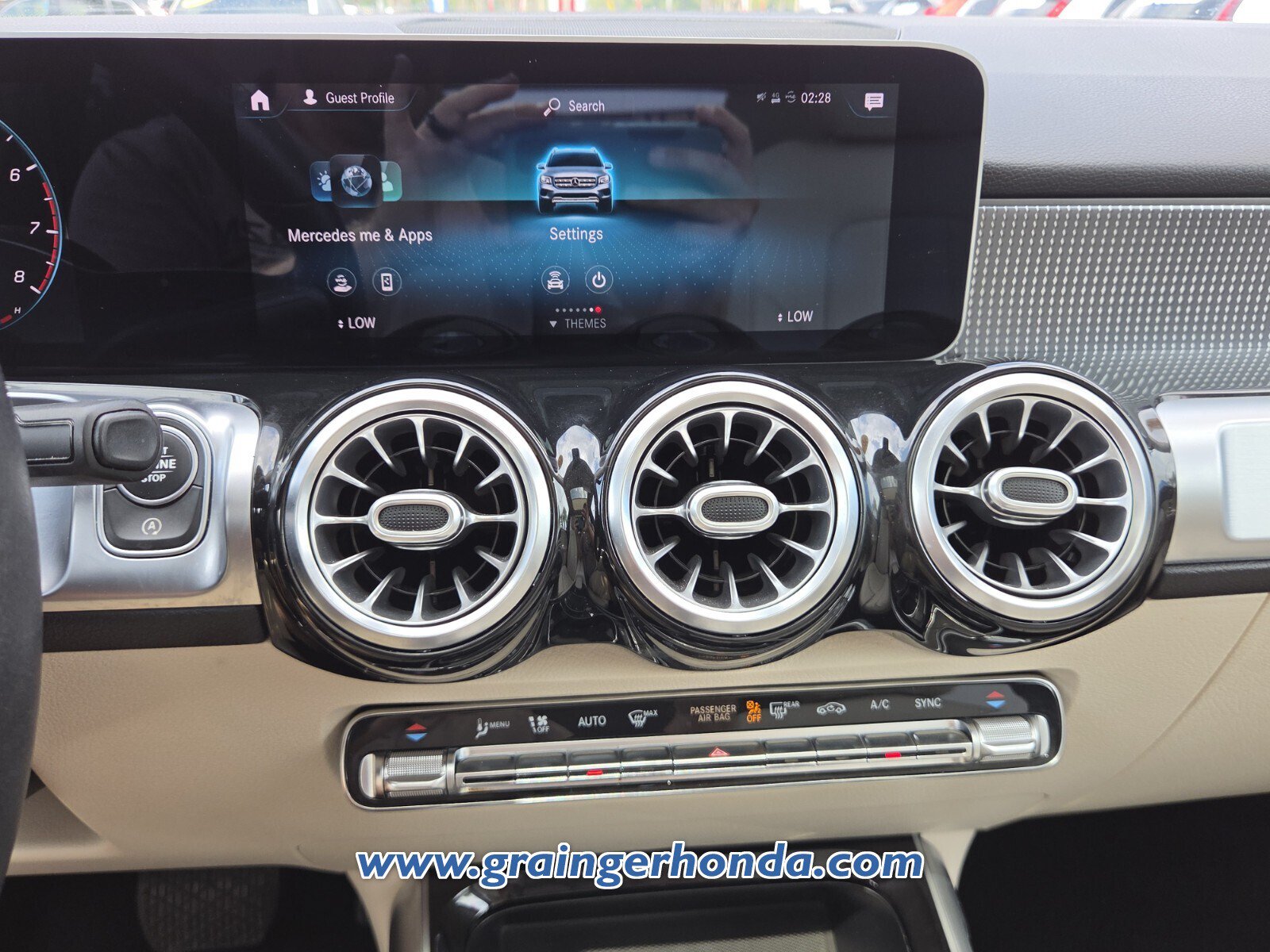 Used 2021 Mercedes-Benz GLB 250 image 15