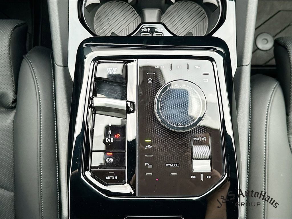 Used 2024 BMW i5 M60 w/ Premium Package image 21