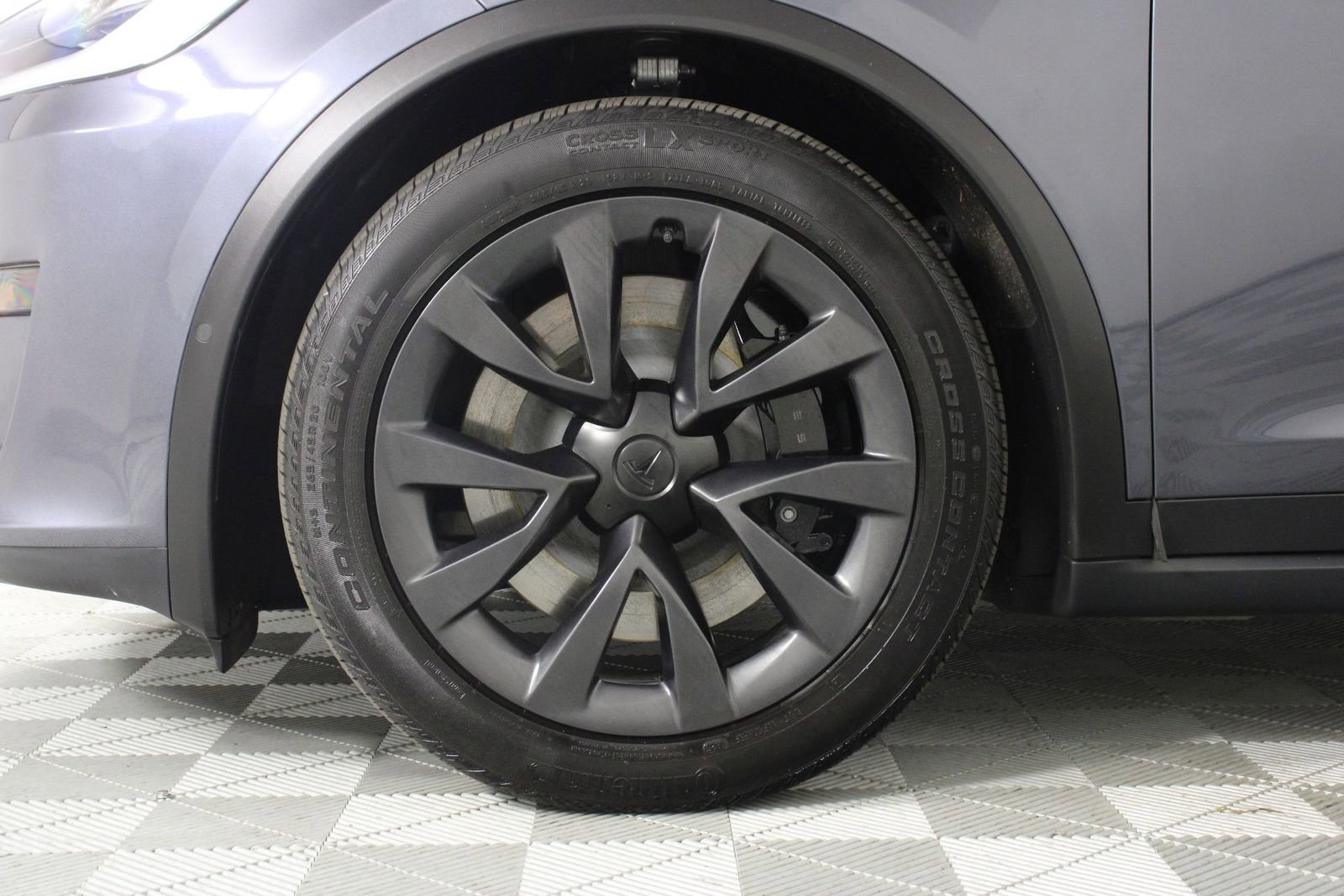 Used 2023 Tesla Model X AWD/4WD image 25
