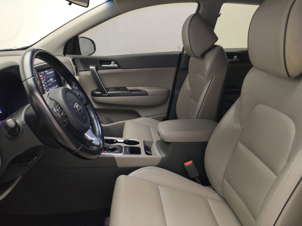 Used 2017 Kia Sportage EX image 17