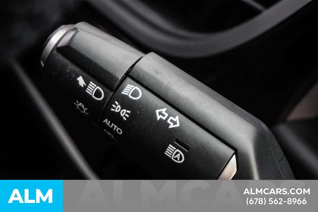 Used 2024 Lexus ES 300h w/ Premium Package image 28