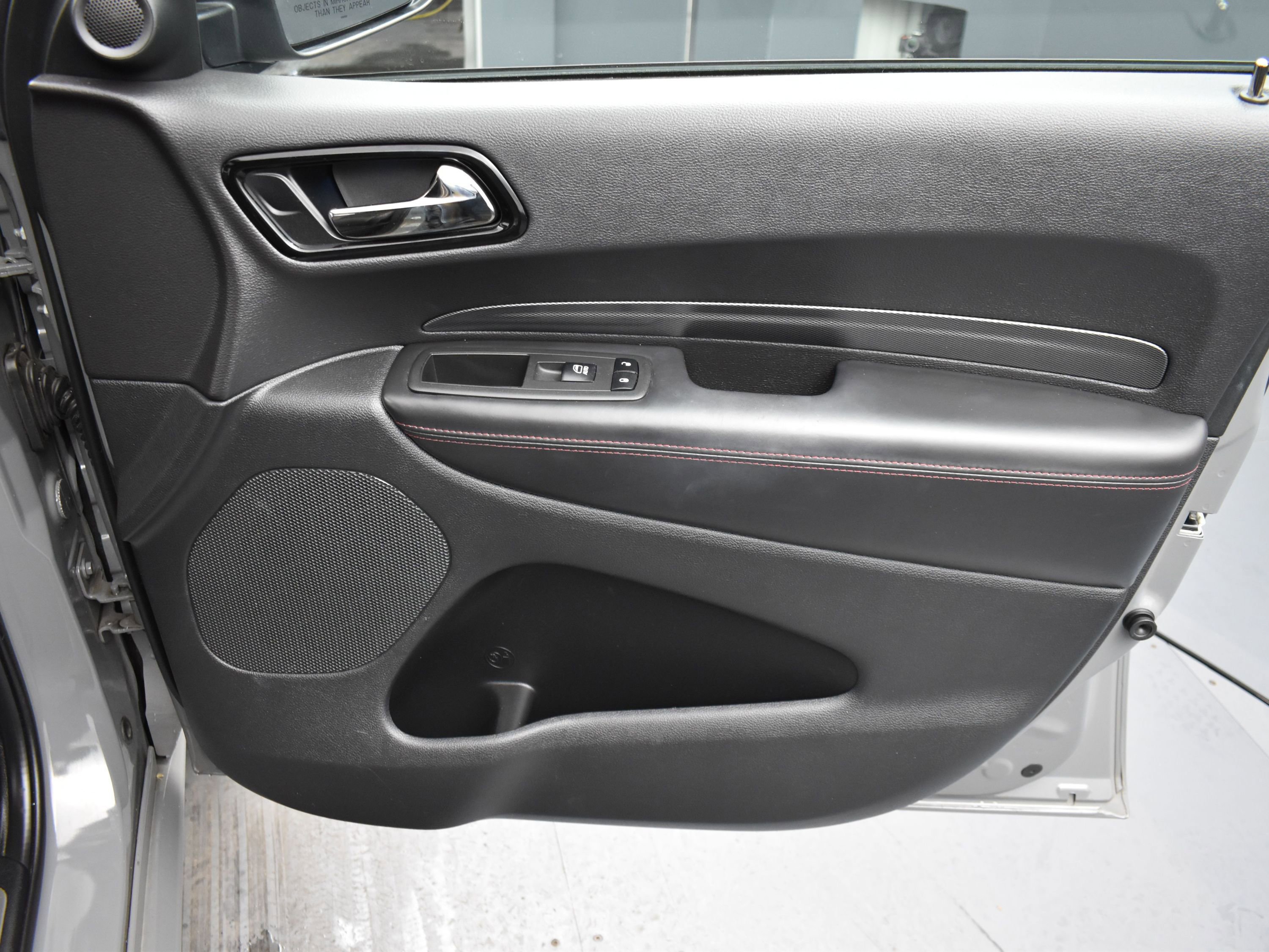 Used 2022 Dodge Durango R/T w/ Blacktop Package image 6