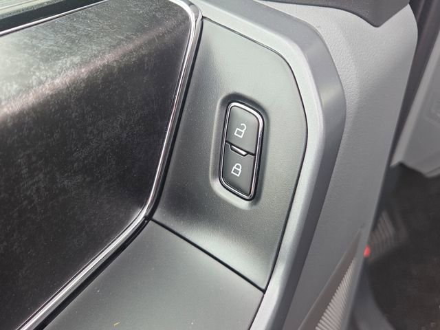 Used 2025 Ford F150 Lightning Flash AWD/4WD image 19