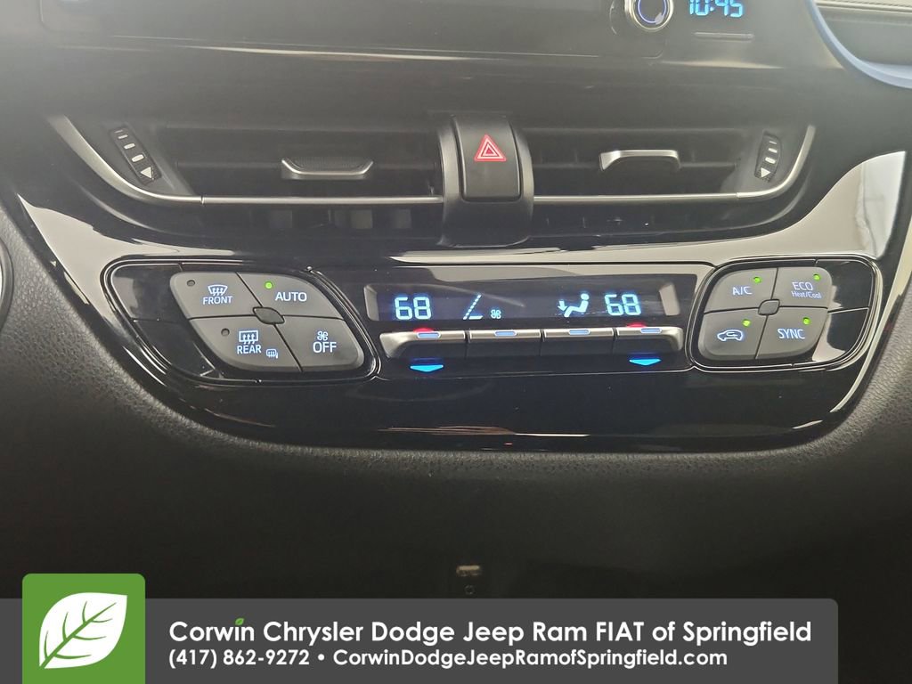 Used 2019 Toyota C-HR XLE FWD image 26