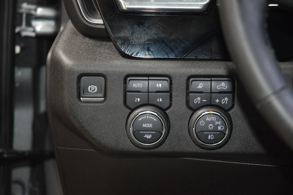 Used 2025 Chevrolet Silverado 2500 LT w/ All Star Edition AWD/4WD image 30
