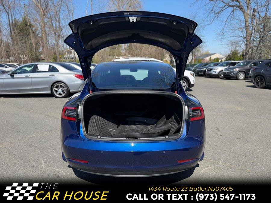 Used 2020 Tesla Model 3 Standard Range Plus RWD image 16