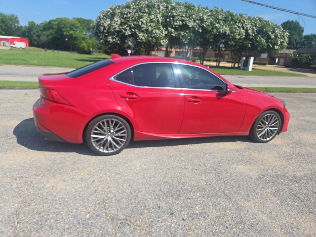 Used 2017 Lexus IS 200t RWD image 12
