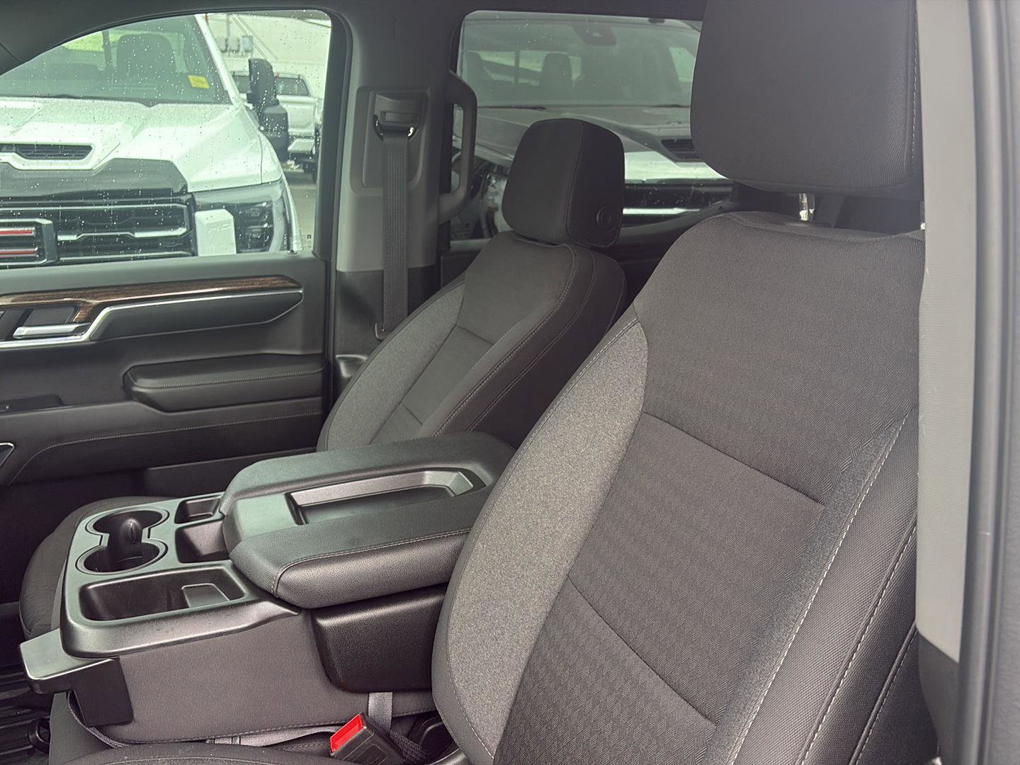 Used 2024 GMC Sierra 1500 Elevation w/ LPO, Elevation Black Package AWD/4WD image 12