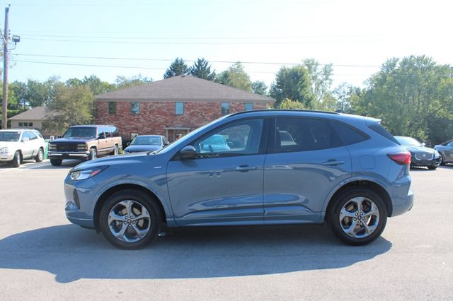 Used 2024 Ford Escape ST-Line w/ Tech Pack #1 AWD/4WD image 5