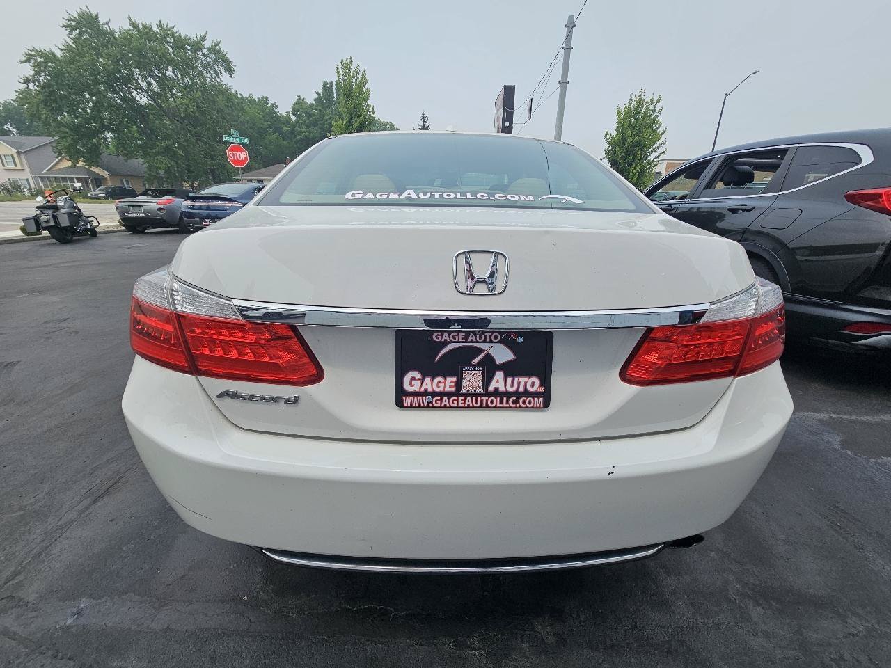 Used 2015 Honda Accord EX-L image 10