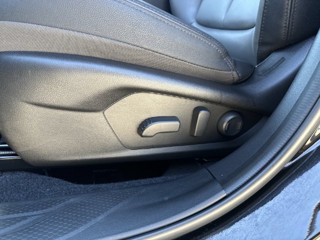 Certified 2026 Subaru Outback Premium AWD/4WD image 18