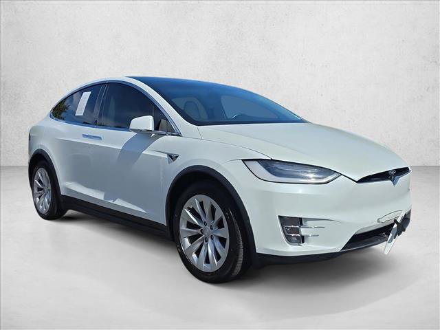 Used 2018 Tesla Model X 75D AWD/4WD image 3