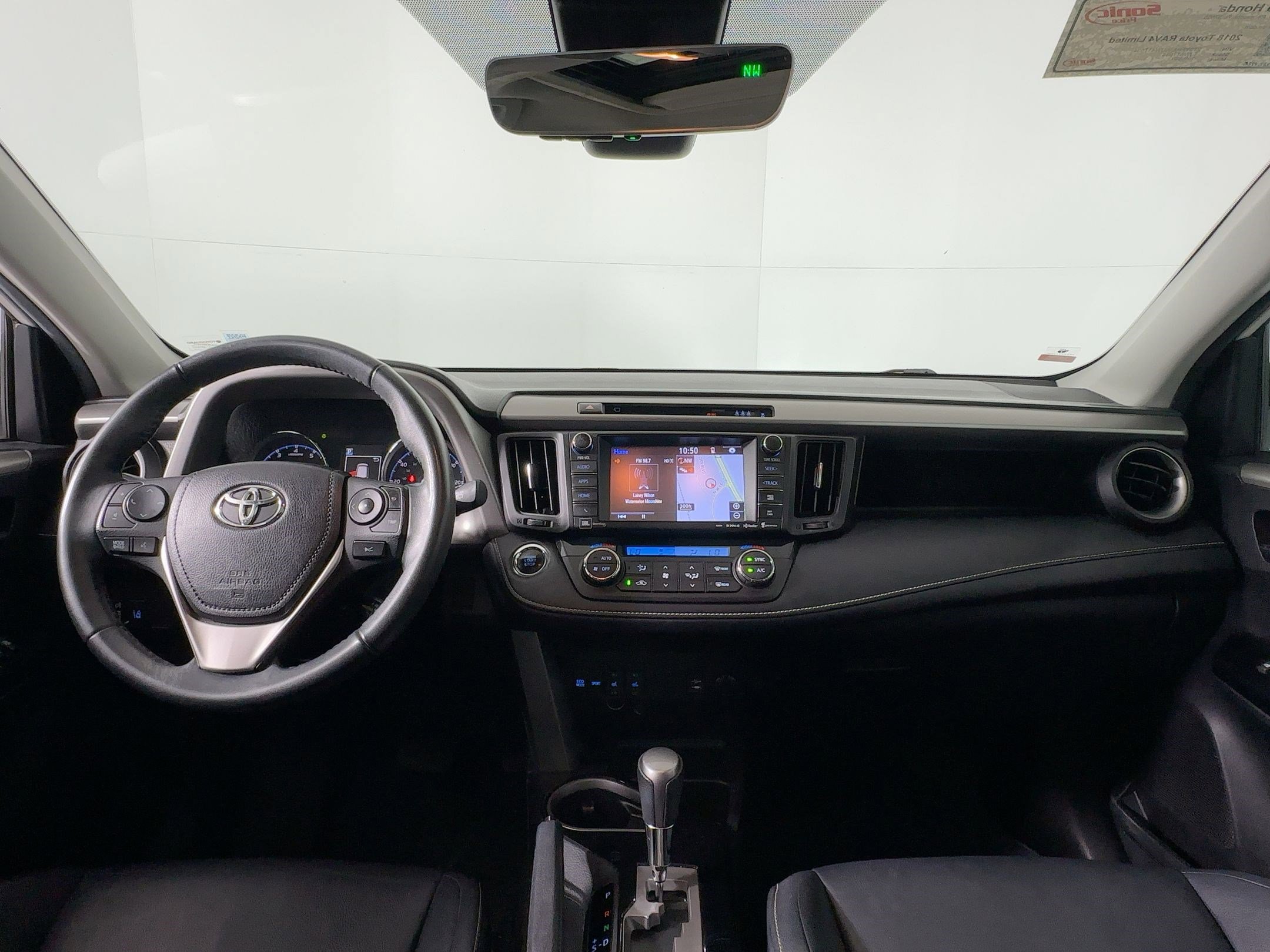 Used 2018 Toyota RAV4 Limited w/ Advanced Technology Package image 15