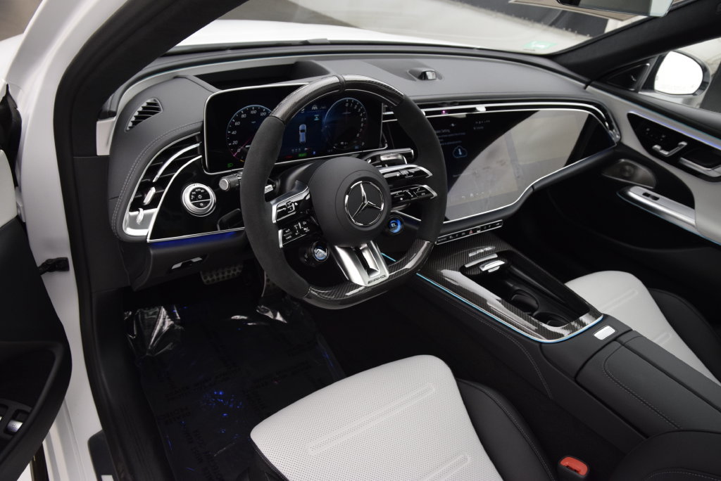 New 2026 Mercedes-Benz E 53 AMG e 4MATIC Wagon image 21