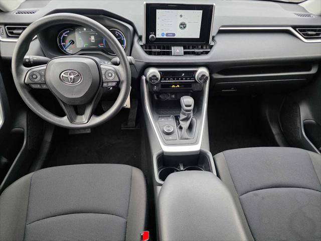 Used 2025 Toyota RAV4 LE AWD/4WD image 17