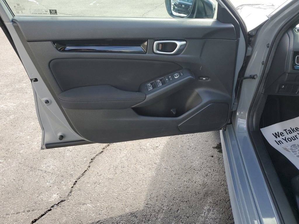 Certified 2025 Honda Civic Sport image 13