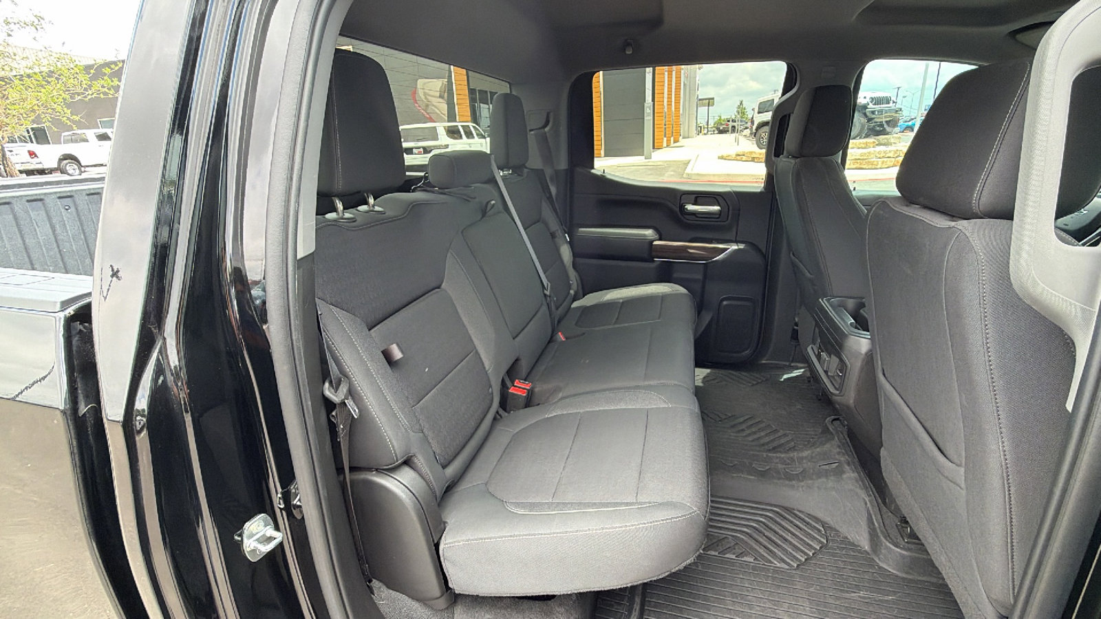 Used 2022 Chevrolet Silverado 1500 LT Trail Boss AWD/4WD image 24