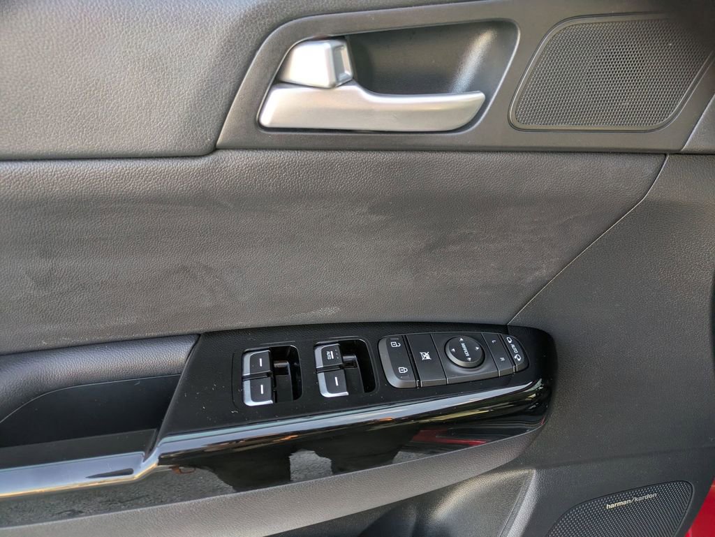 Used 2021 Kia Sportage EX w/ EX Technology Package image 10