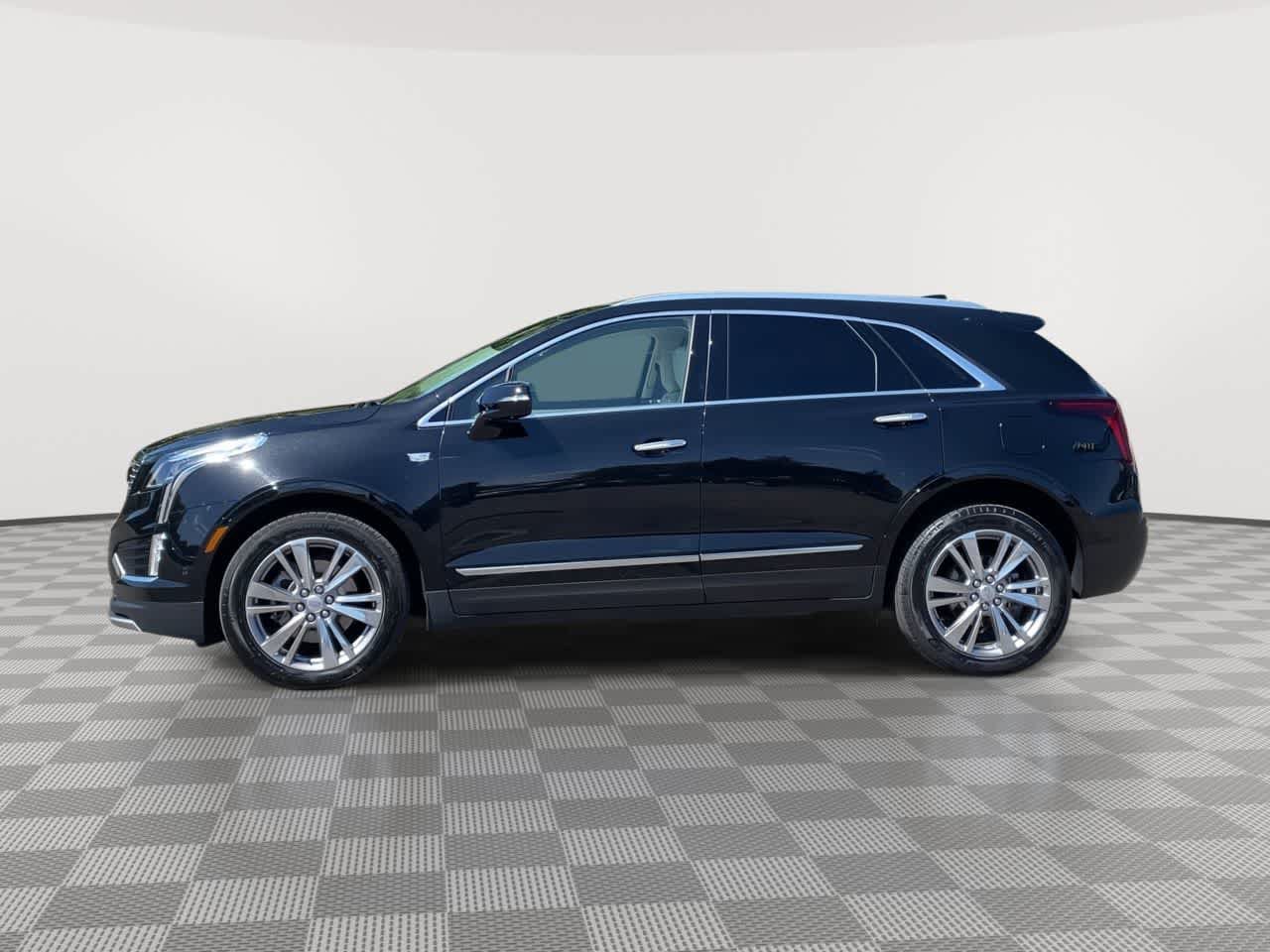 Certified 2024 Cadillac XT5 Premium Luxury w/ Technology Package AWD/4WD image 5