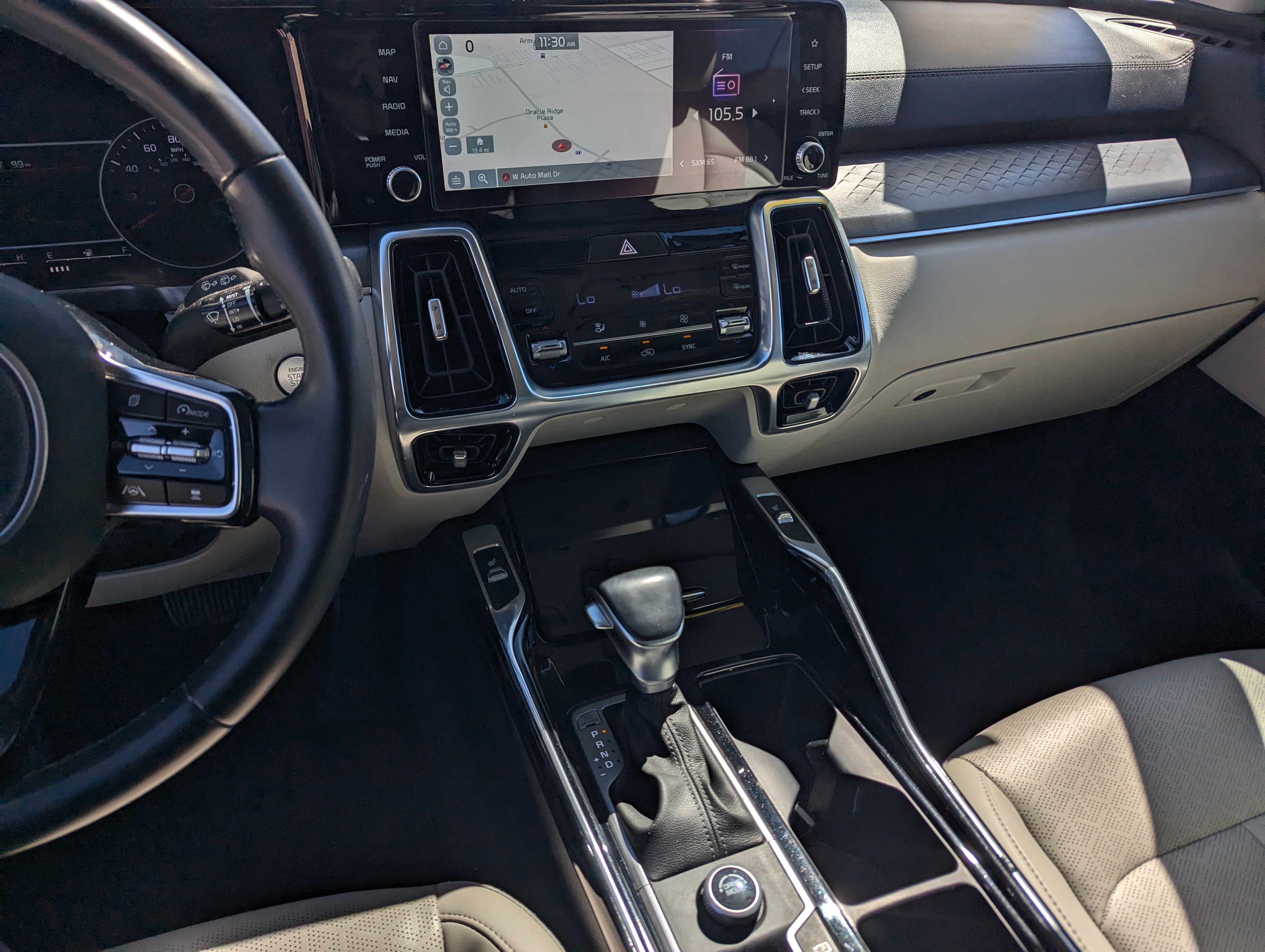 Used 2021 Kia Sorento SX image 11